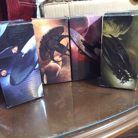 Star Trek Collectable Glasses Kirk, Spock, Uhura, Nero. - Picture 9 of 11